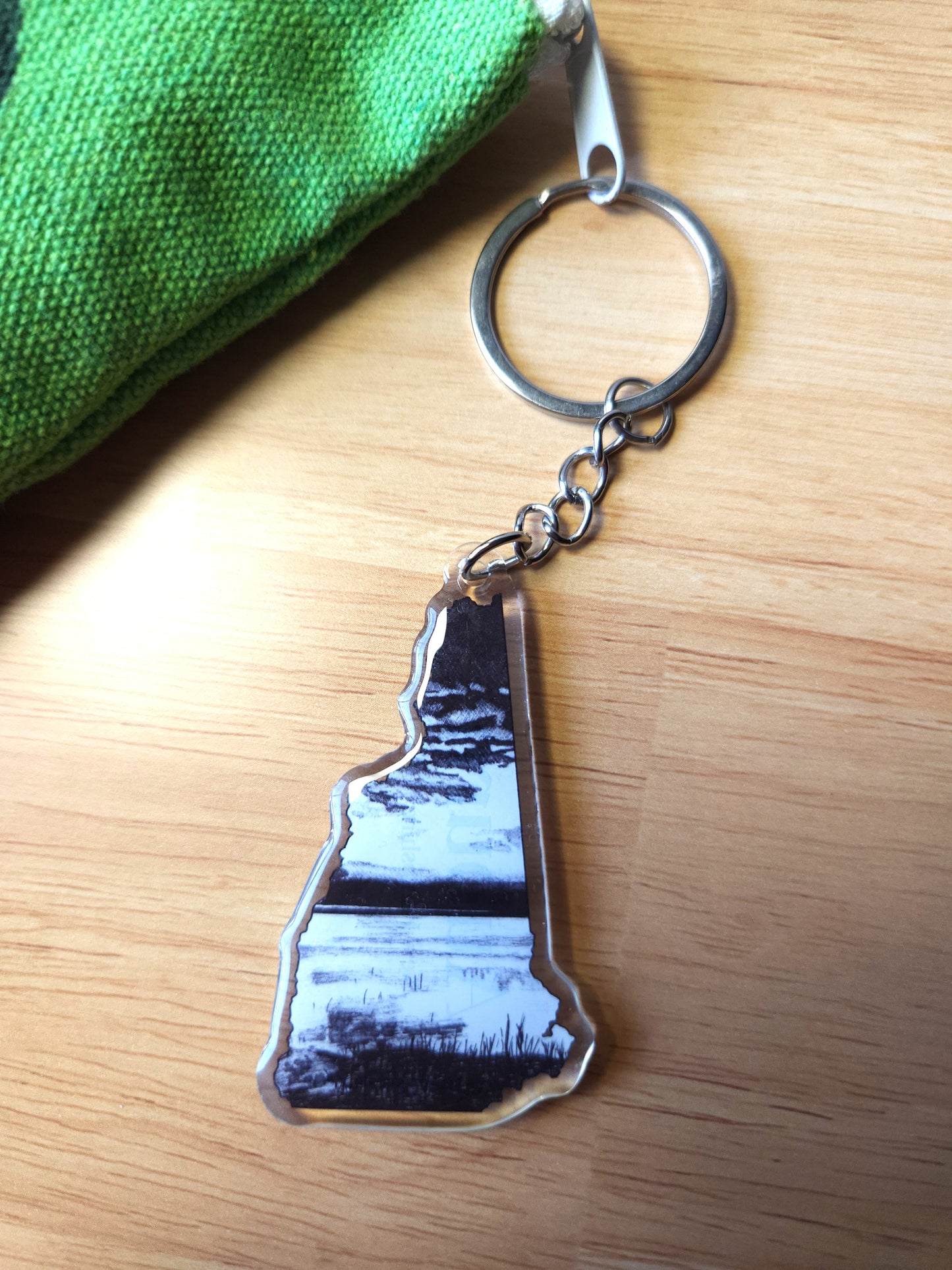 Auburn, NH Keychain